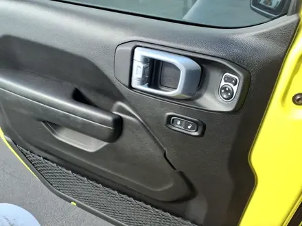 Jeep Wrangler 2023 года за 21 000 000 тг. в Алматы – фото 10