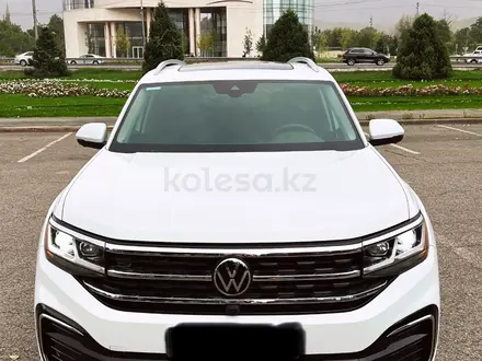 Volkswagen Atlas 2021 года за 27 500 000 тг. в Алматы – фото 3