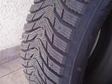 KUMHO 235/55 R17 99H WI31 шипованныеүшін62 300 тг. в Алматы – фото 4