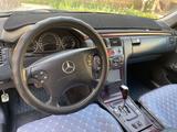 Mercedes-Benz E 280 2000 годаfor4 000 000 тг. в Жанаозен – фото 3