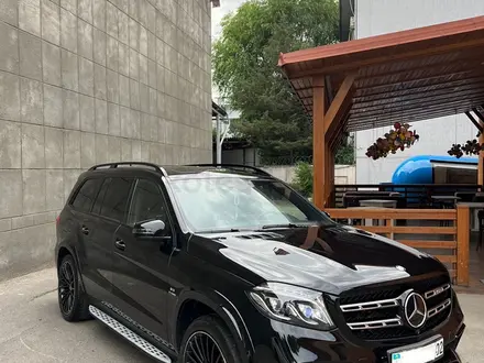 Mercedes-Benz GLS 63 AMG 2017 года за 48 000 000 тг. в Астана – фото 2