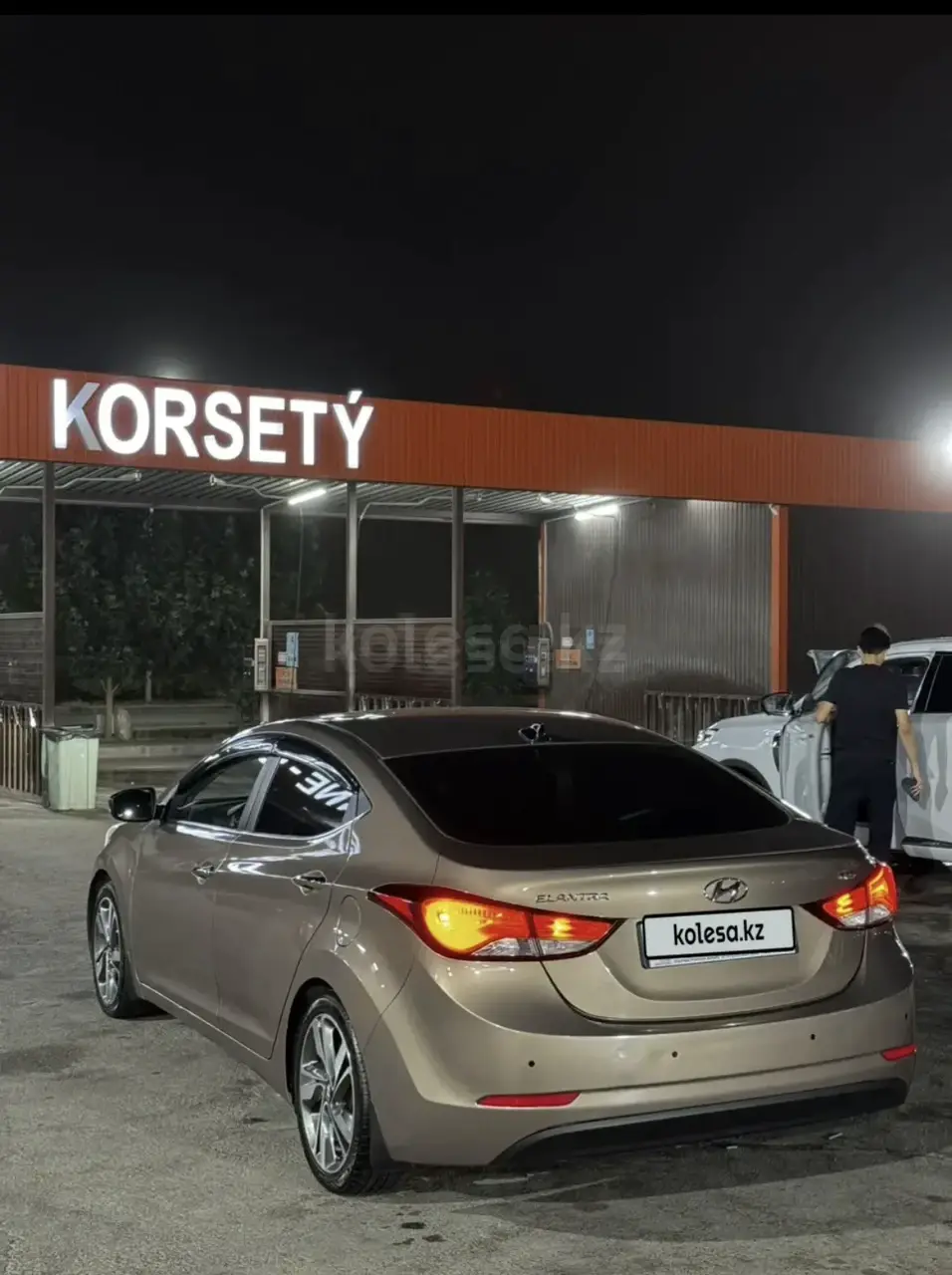 Hyundai Elantra, 2015