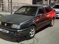 Volkswagen Vento 1994 года за 730 000 тг. в Шымкент