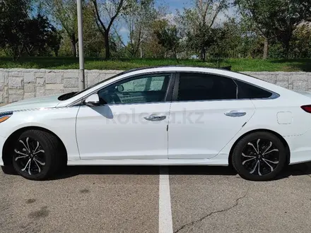 Hyundai Sonata 2017 года за 8 850 000 тг. в Астана – фото 4