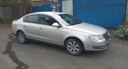 Volkswagen Passat 2006 годаfor3 200 000 тг. в Алматы – фото 3