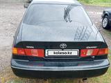 Toyota Camry 2000 года за 4 700 000 тг. в Шымкент – фото 3