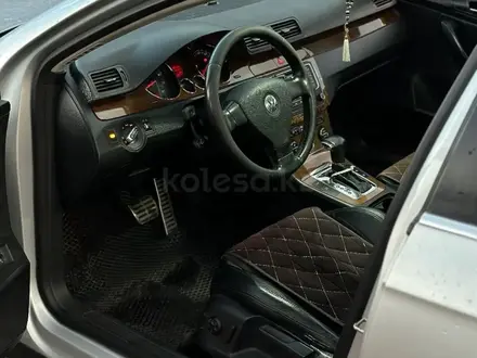 Volkswagen Passat 2005 года за 4 200 000 тг. в Алматы – фото 13