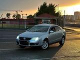Volkswagen Passat 2005 годаүшін4 200 000 тг. в Алматы – фото 2