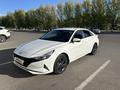 Hyundai Elantra 2022 года за 7 950 000 тг. в Астана
