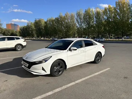 Hyundai Elantra 2022 года за 7 950 000 тг. в Астана – фото 21
