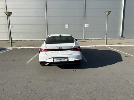 Hyundai Elantra 2022 года за 7 950 000 тг. в Астана – фото 26