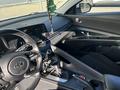 Hyundai Elantra 2022 года за 7 950 000 тг. в Астана – фото 36