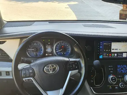 Toyota Sienna 2016 года за 13 000 000 тг. в Атырау – фото 8