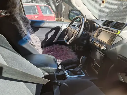 Toyota Land Cruiser Prado 2015 года за 18 200 000 тг. в Кокшетау – фото 4