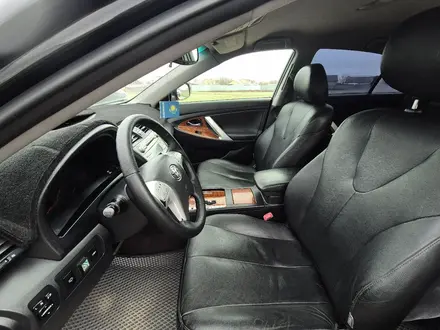 Toyota Camry 2008 года за 5 000 000 тг. в Уральск – фото 14