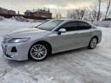 Toyota Camry 2020 года за 12 280 000 тг. в Астана – фото 3