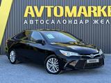Toyota Camry 2015 годаүшін8 000 000 тг. в Актобе – фото 2