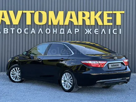 Toyota Camry 2015 года за 8 000 000 тг. в Актобе – фото 3