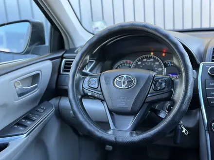 Toyota Camry 2015 года за 8 000 000 тг. в Актобе – фото 6