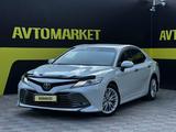Toyota Camry 2019 года за 12 400 000 тг. в Актобе