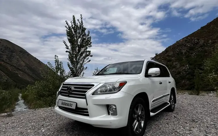 Lexus LX 570 2011 года за 18 000 000 тг. в Алматы