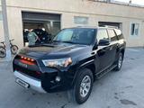 Toyota 4Runner 2015 года за 14 000 000 тг. в Актобе – фото 3