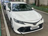 Toyota Camry 2018 годаүшін11 000 000 тг. в Усть-Каменогорск – фото 3