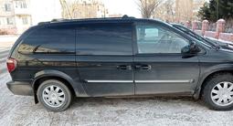 Chrysler Town and Country 2005 годаүшін4 750 000 тг. в Кокшетау – фото 2