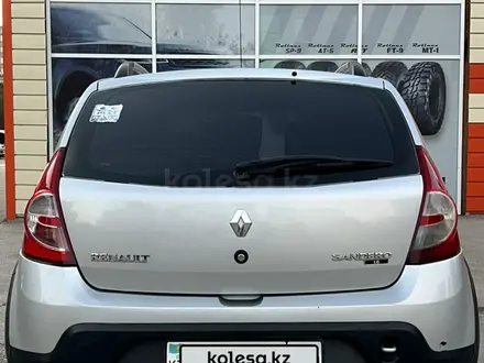 Renault Sandero Stepway 2013 годаүшін3 100 000 тг. в Актобе – фото 6