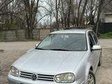 Volkswagen Golf 2001 годаүшін2 500 000 тг. в Алматы