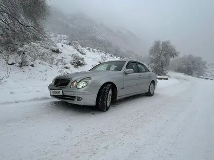 Mercedes-Benz E 320 2004 года за 4 000 000 тг. в Костанай – фото 2