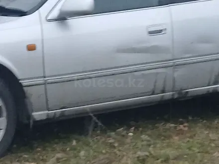 Toyota Camry 1998 года за 2 500 000 тг. в Усть-Каменогорск – фото 6