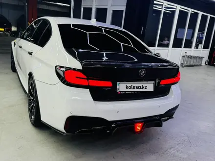 BMW 540 2019 года за 15 900 000 тг. в Алматы – фото 9