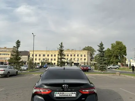 Toyota Camry 2021 года за 15 000 000 тг. в Тараз – фото 4