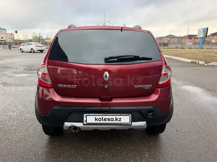 Renault Sandero Stepway 2013 года за 2 900 000 тг. в Караганда – фото 5