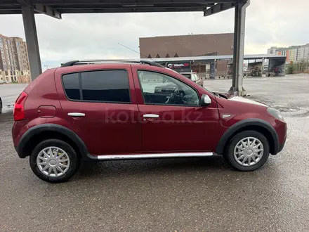 Renault Sandero Stepway 2013 года за 2 900 000 тг. в Караганда – фото 7