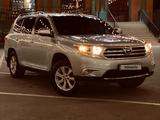 Toyota Highlander 2011 года за 12 700 000 тг. в Актау