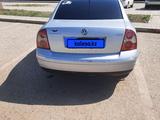 Volkswagen Passat 2003 годаfor3 500 000 тг. в Астана – фото 4