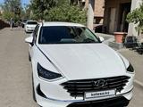 Hyundai Sonata 2022 года за 14 300 000 тг. в Алматы – фото 2