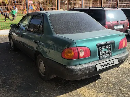 Toyota Corolla 1997 года за 1 500 000 тг. в Семей – фото 4