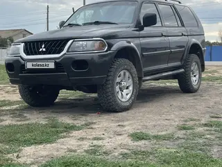 Mitsubishi Montero Sport, 2001