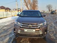 Toyota Highlander 2018 годаfor17 700 000 тг. в Алматы