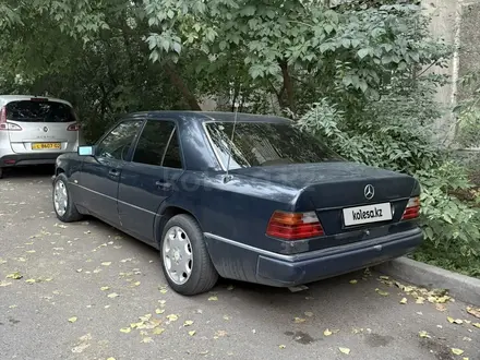 Mercedes-Benz E 280 1993 года за 1 800 000 тг. в Алматы – фото 5