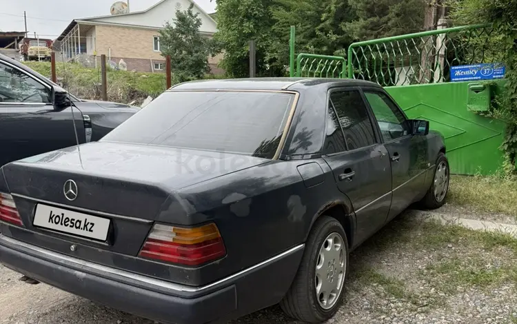 Mercedes-Benz E 280 1993 года за 1 800 000 тг. в Алматы