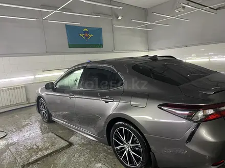 Toyota Camry 2020 года за 12 700 000 тг. в Астана – фото 5