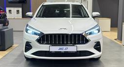 JAC J7 Luxury CVT 2025 года за 8 890 000 тг. в Талдыкорган – фото 2