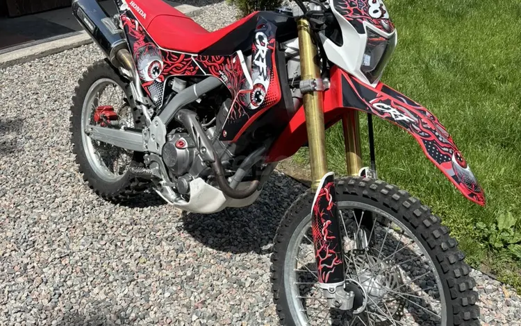 Honda  CRF 250L 2015 года за 2 200 000 тг. в Алматы