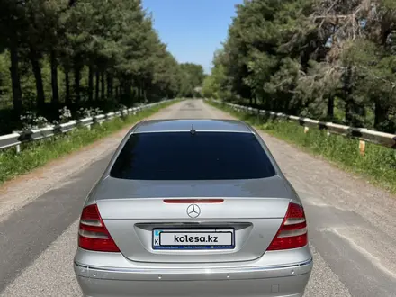 Mercedes-Benz E 320 2004 года за 6 300 000 тг. в Алматы – фото 5