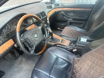 BMW 528 1998 года за 3 500 000 тг. в Алматы – фото 2