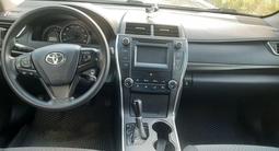 Toyota Camry 2015 годаfor5 900 000 тг. в Атырау – фото 4